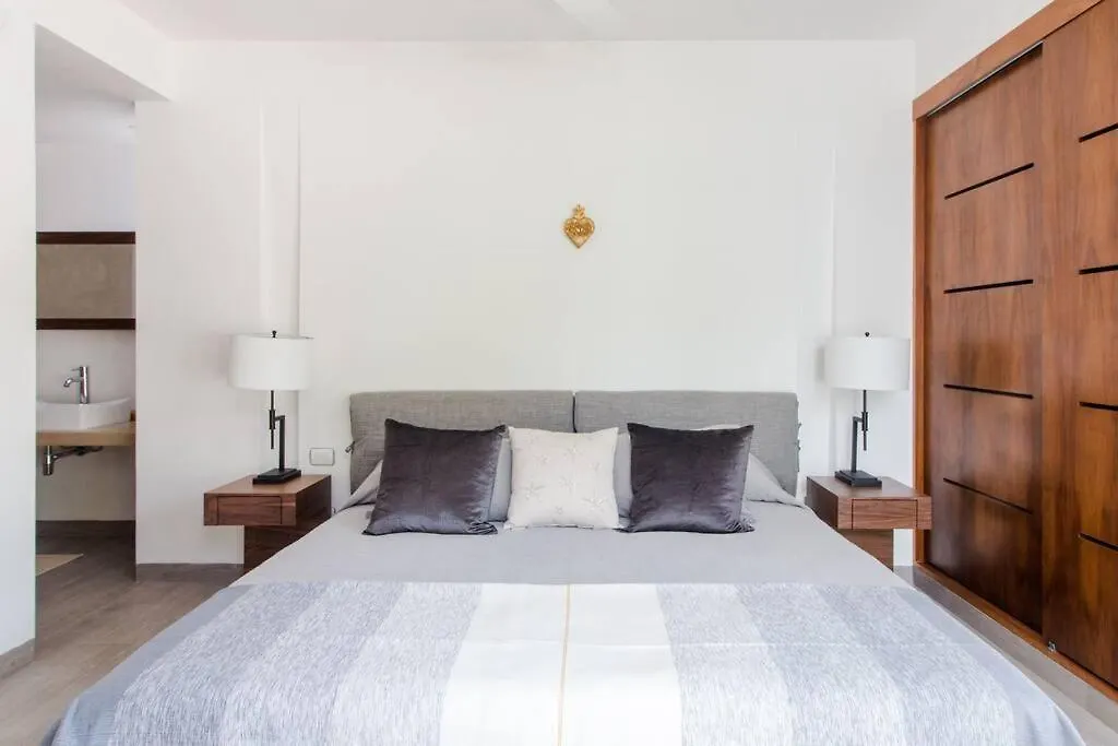 Neem 31 Comfortable, Luxury Apartment 10 Min To The Beach 툴룸